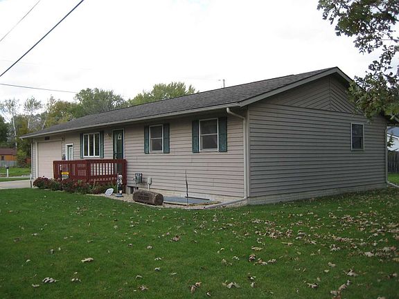 2nd image of 901 Elmer Ave
