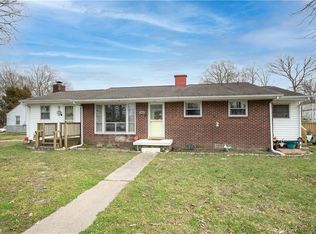 3004 Sherwood Ln, Hopewell, VA 23860