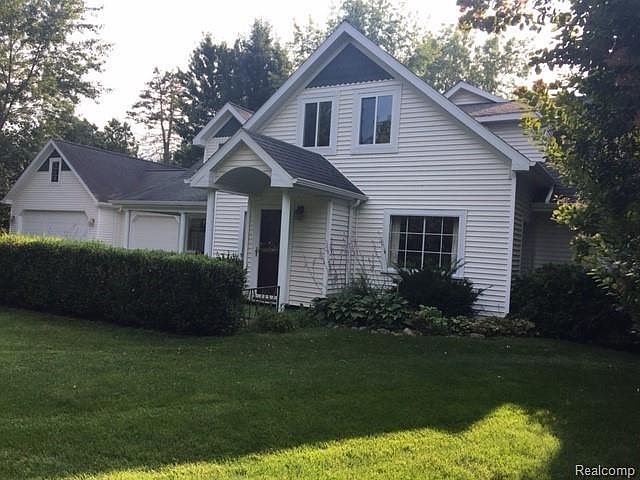 2nd image of 11069 N Clio Rd