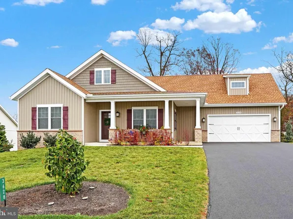 3628 Cascades Dr, Fayetteville, PA 17222