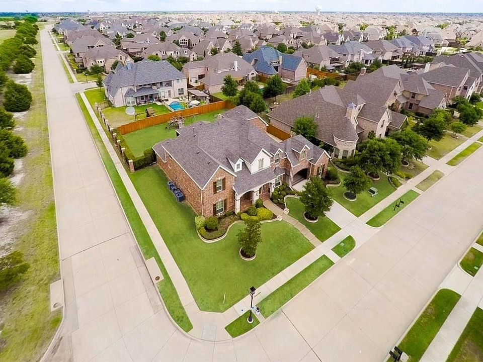 1st image of 1336 Twin Knoll Dr