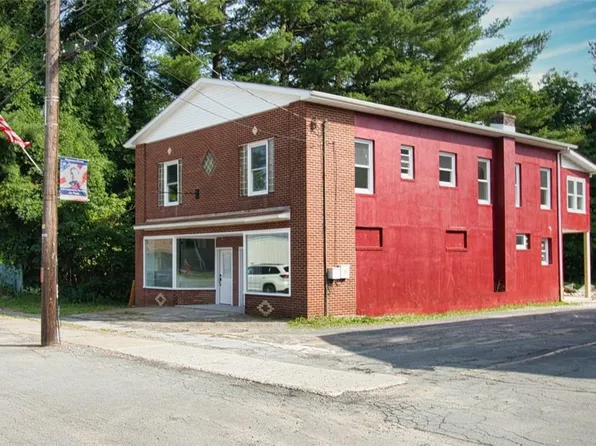 87 Sullivan Street, Wurtsboro, NY 12790