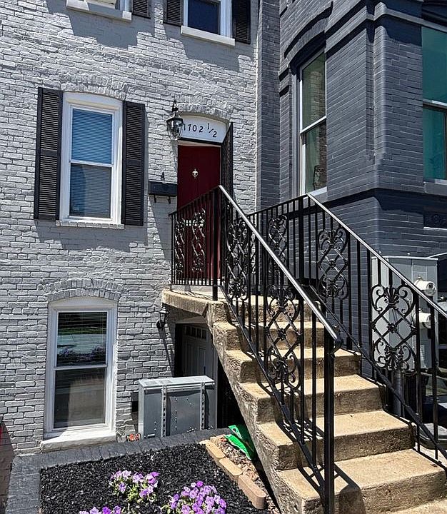 1st image of 1702 1/2 10th St NW