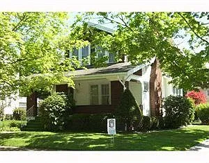 141 Plum St photo 1