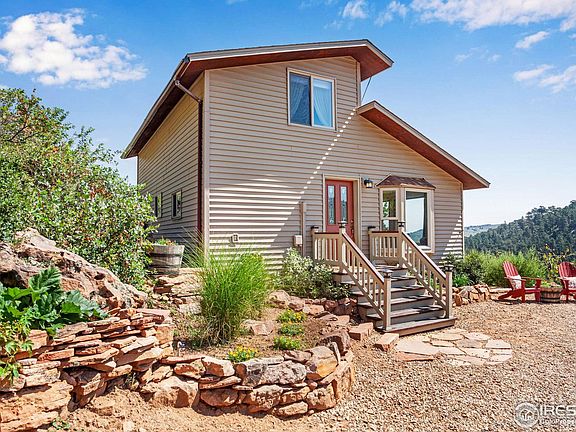 2nd image of 276 Sandstone Dr