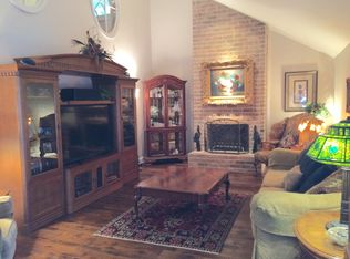 11858 Briar Forest Dr, Houston, TX 77077