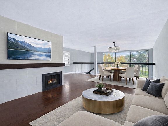 4th image of 2564 Navarra Dr Unit 101