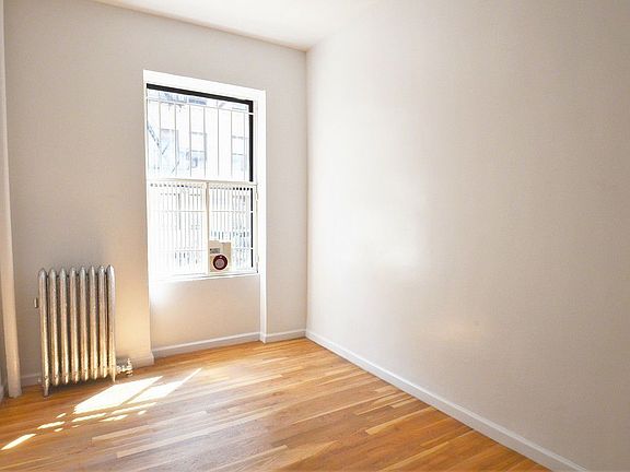 5th image of 561 W 144th St APT 1