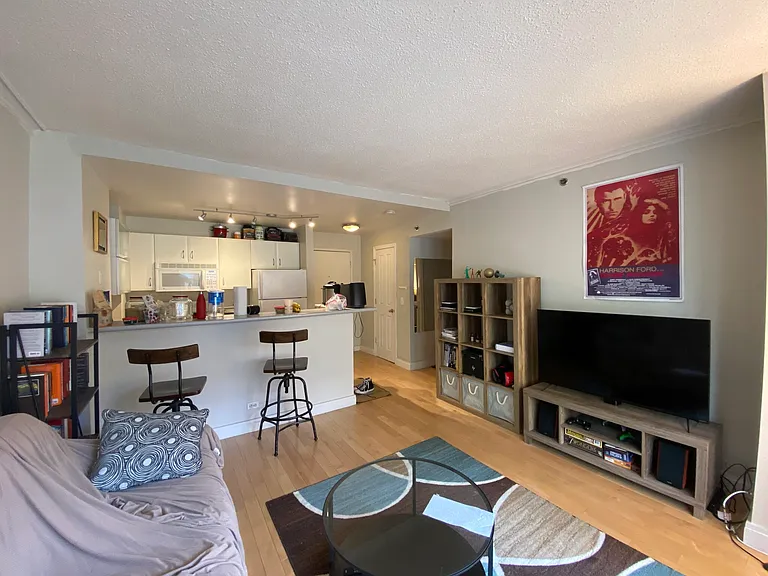 534 Beacon St #202 — Photo 5