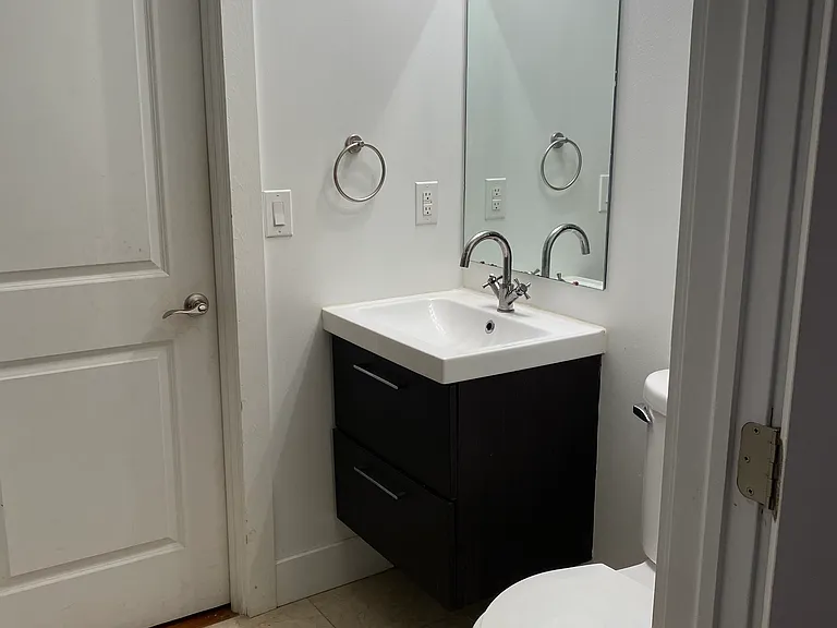 139 E Main St #205 — Photo 7
