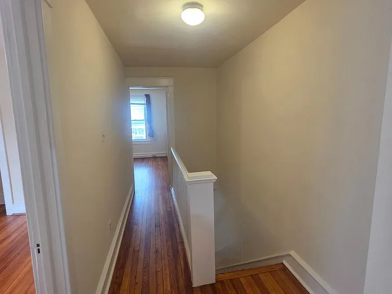 2439 Madison St — Photo 11
