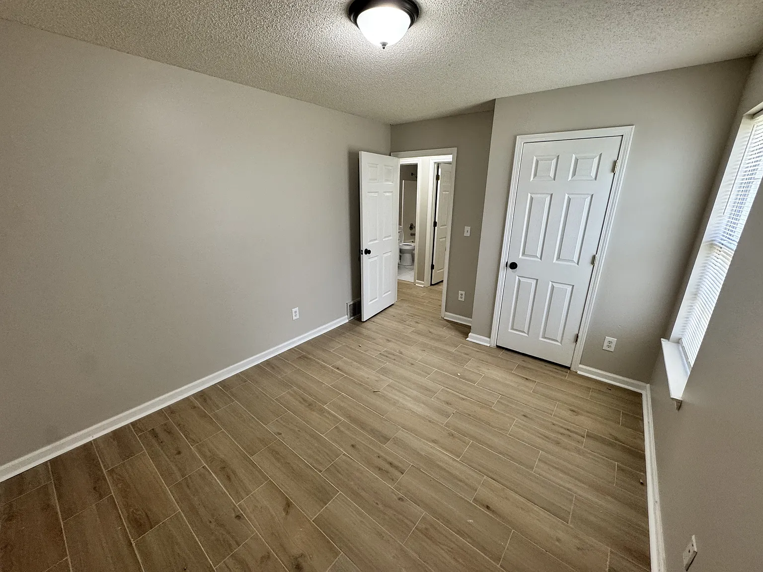 6628 Whitten Grove Drive - 1 — Photo 2