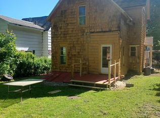 61 Perry St, Auburn, NY 13021