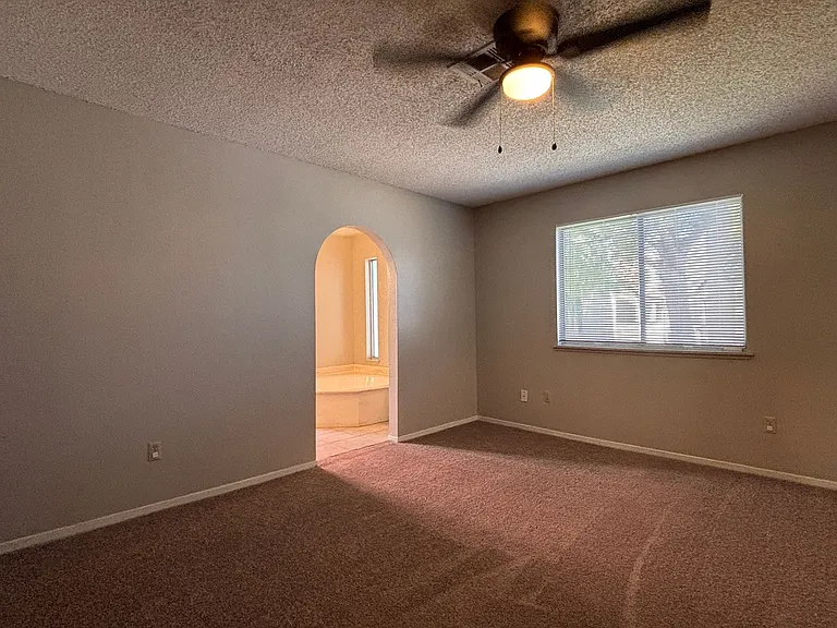 5080 Spencer St #D — Photo 5