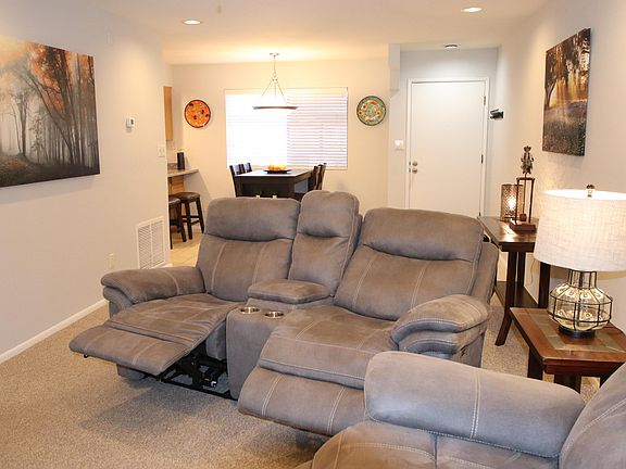4th image of 12222 N Paradise Village Pkwy E #105