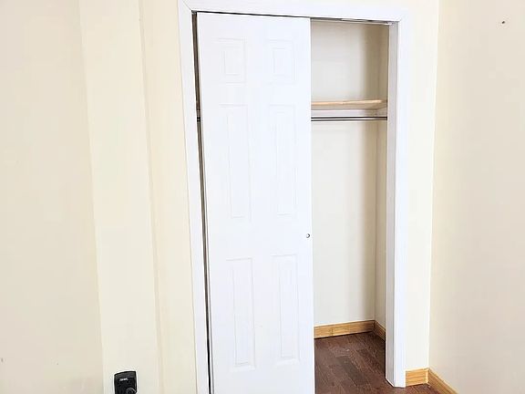 4th image of 413 49th St #1A