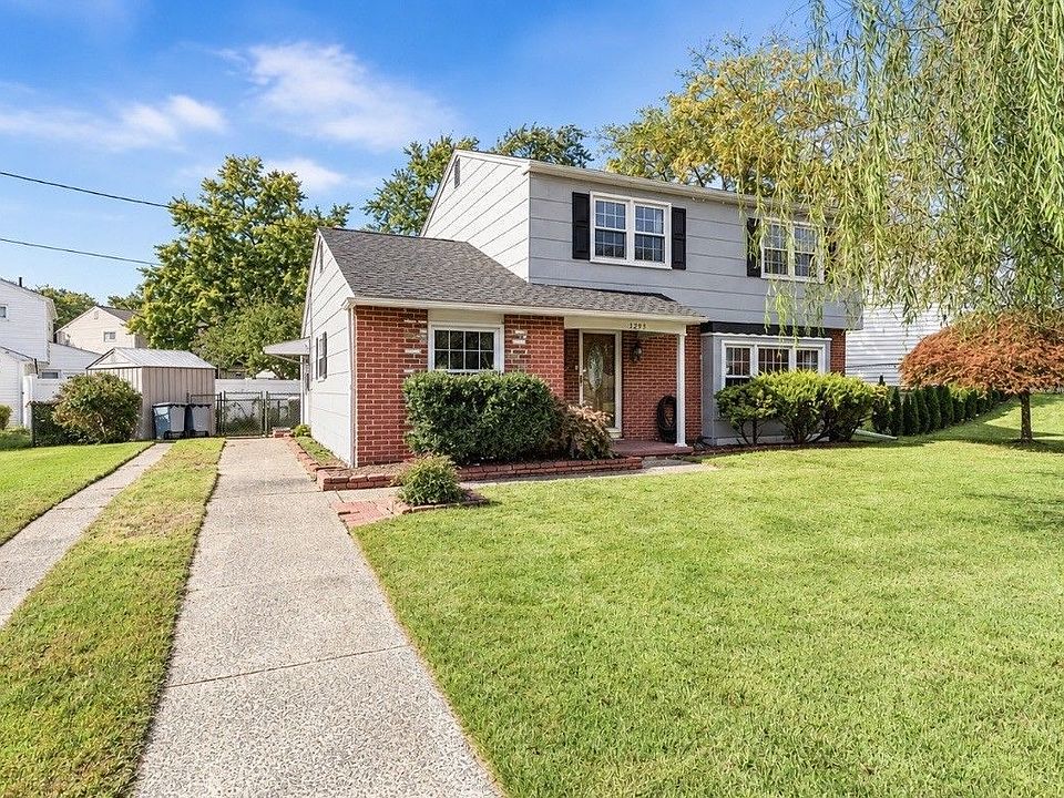 1st image of 1295 E Trace Dr