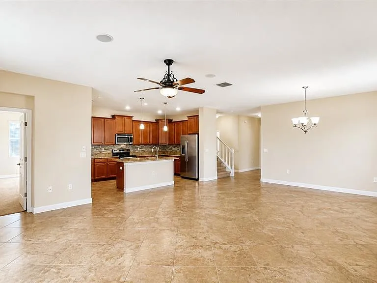 5230 Cortland Dr — Photo 7