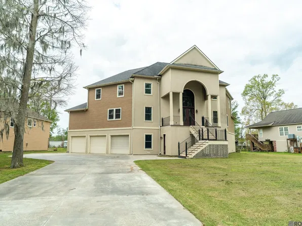 13876 Calle Sevario Dr, Prairieville, LA 70769