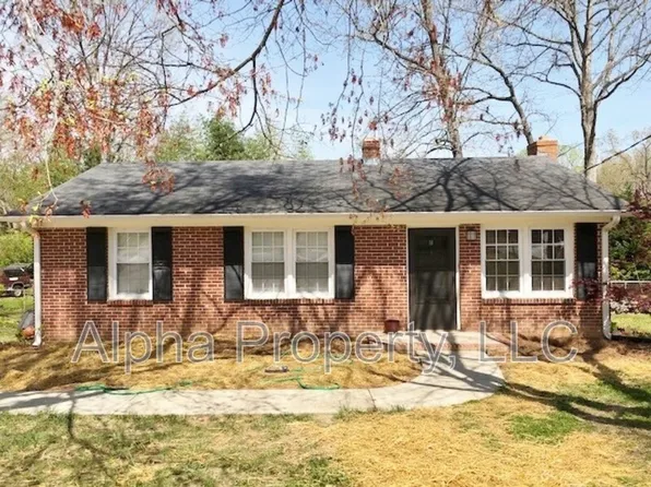 7 Pembroke Ln, Taylors, SC 29687