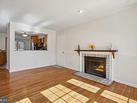3rd image of 20812 Aspenwood Ln