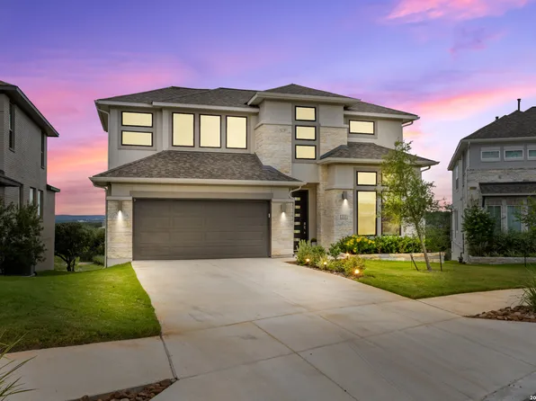 250 Navarro, Boerne, TX 78006