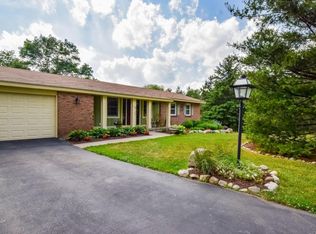 7482 Cascade Rd SE, Grand Rapids, MI 49546