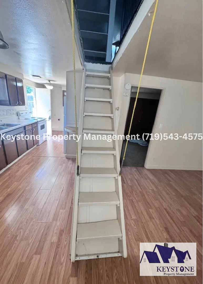 Primary Photo - Cozy Northside Apartment 1 Bedroom/1 Bath with a Bonus Loft! $950/$950