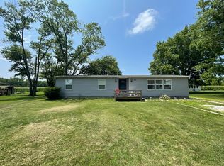 315 S Missouri St, Atwood, IL 61913