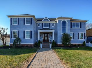 76 Walnut Rd, Ocean City, NJ 08226