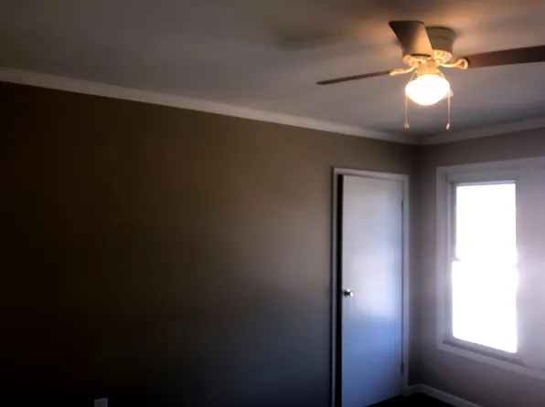143 Liberty St, California, PA 15419