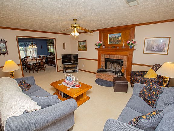 5th image of 2797 Oak Meadow Ln