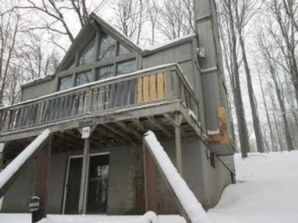 1865 Basse Terre Rd, Du Bois, PA 15801