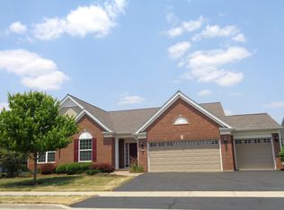 2482 Vista Trl, Elgin, IL 60124