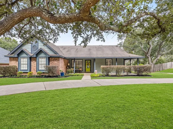 2507 Mustang Rd, Brenham, TX 77833