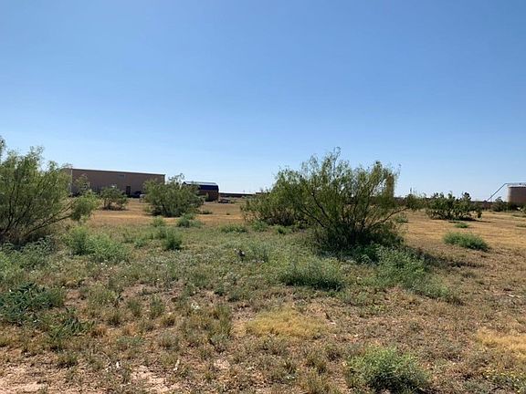 3rd image of 4600 N County Road 1120