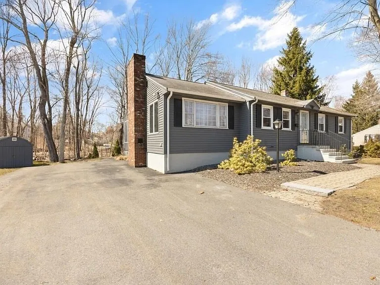 25 Brown St — Photo 31