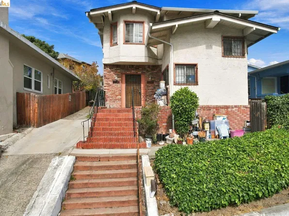 2425 Park Blvd, Oakland, CA 94606