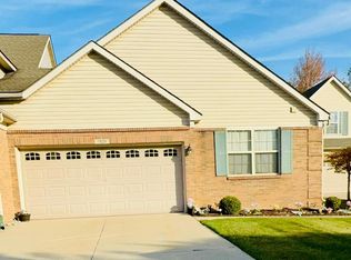 7829 Chloe Ct, Belleville, MI 48111
