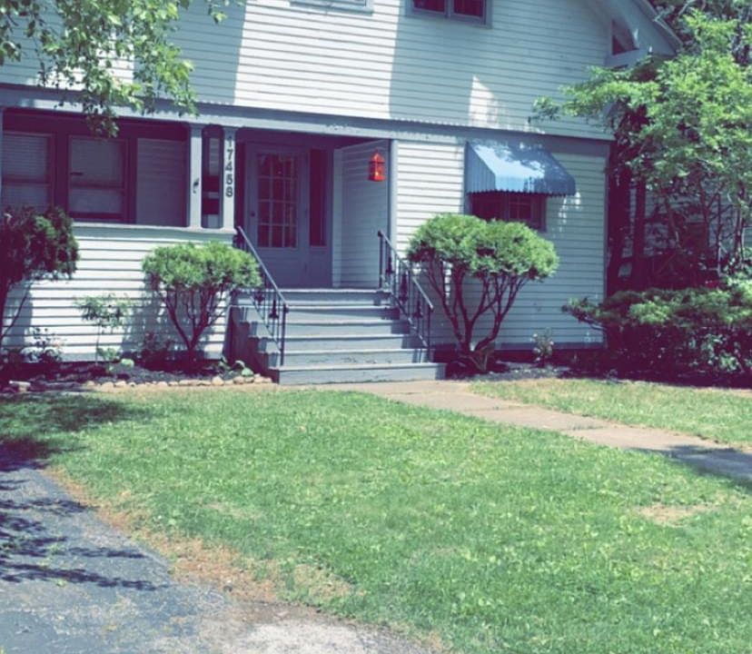 1st image of 17458 Woodford Ave #Up