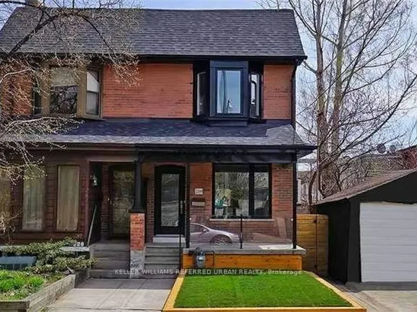 289 Barton Ave, Toronto, ON M6G 1R5