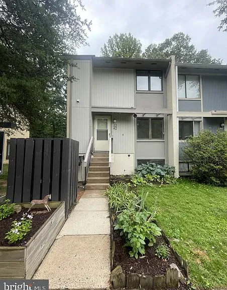 2242 Cartwright Pl — Photo 1