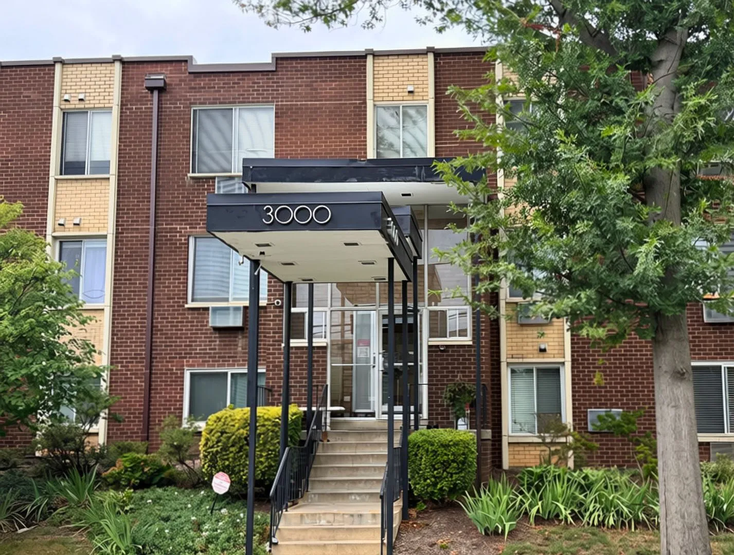 Light-Filled 1BR, 1BA in the Heart of Brookland — Photo 1