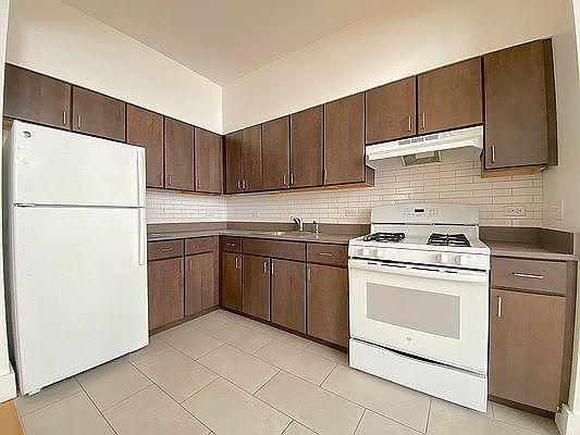 4th image of 526 W 145th St #2L