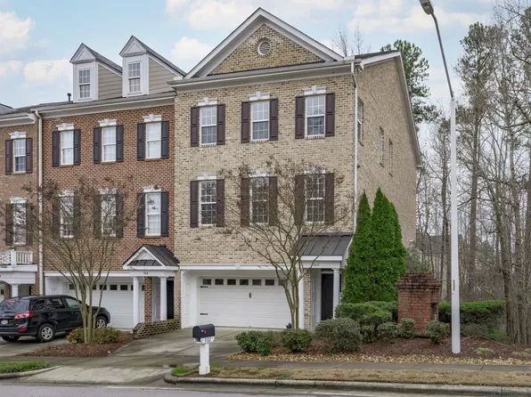 302 Bridgegate Dr, Cary, NC 27519