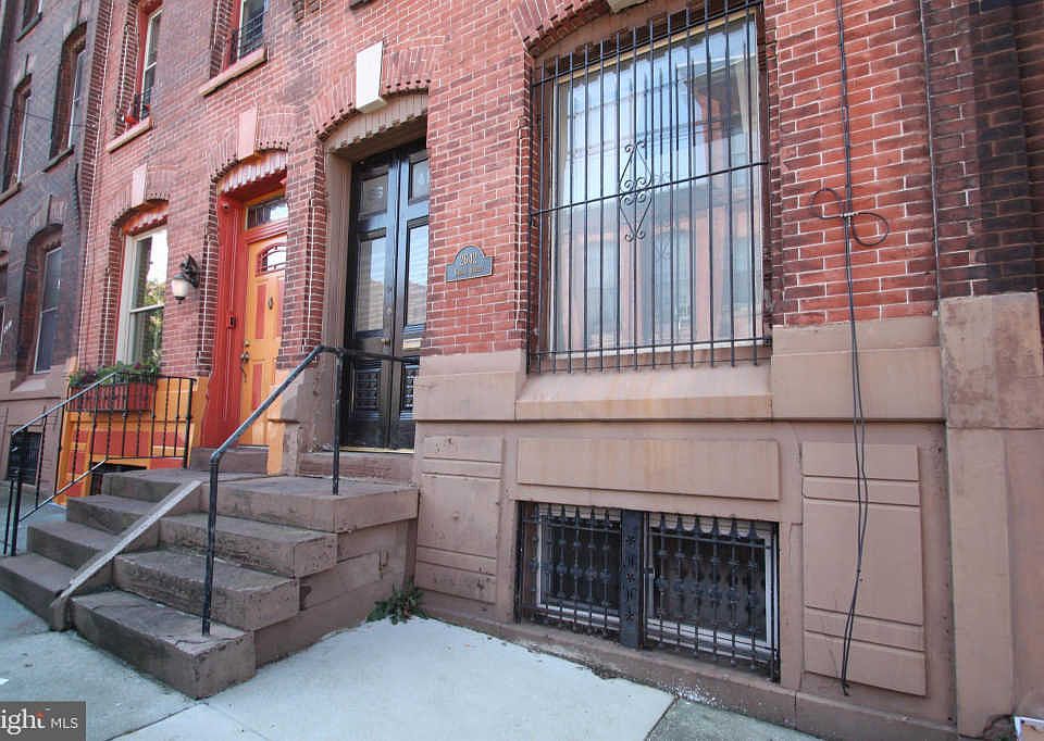 1st image of 2642 Brown St #1