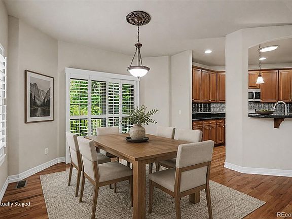 4th image of 540 Wenlock Court