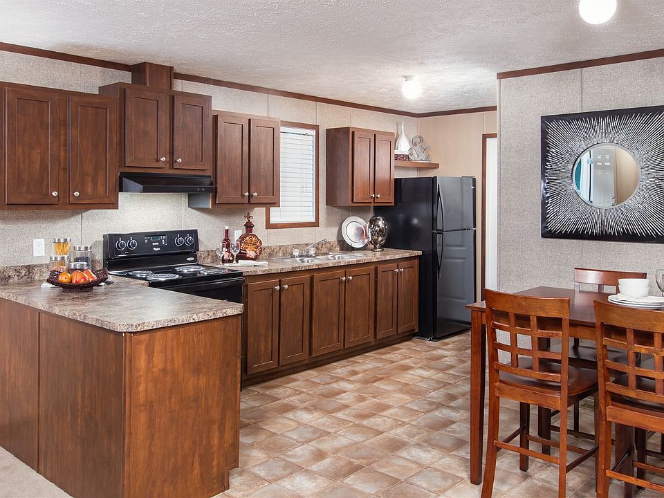 2nd image of 6 Ventura Ln