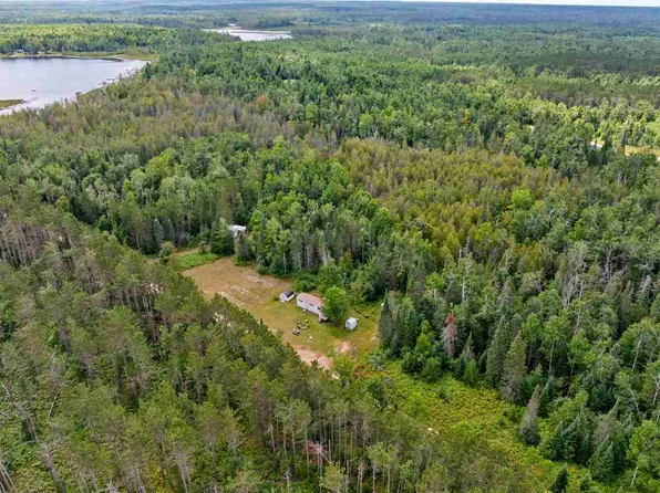 5576 Greenway Dr, Gaylord, MI 49735