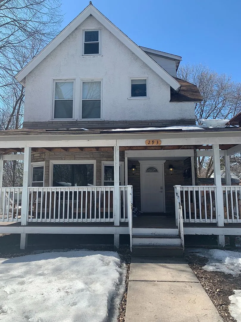 293 Wilder St N — Photo 1